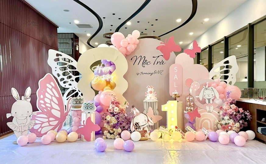 backdrop be moc tra min