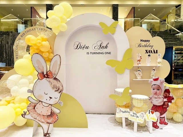 DỊCH VỤ TRANG TRÍ SINH NHẬT BÉ GÁI - TẠO NÊN KỶ NIỆM TUỔI THƠ ĐẦY SẮC MÀU 31 Trang tri tiec sinh nhat be gai tuoi ty min