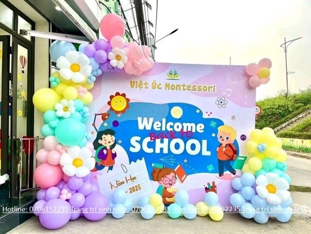 TRANG TRÍ LỄ KHAI GIẢNG– KHỞI ĐẦU RỰC RỠ CÙNG DỊCH VỤ TRANG TRÍ BONG BÓNG CHUYÊN NGHIỆP 33 Backdrop Khai Giảng Trường Tiểu Học Min
