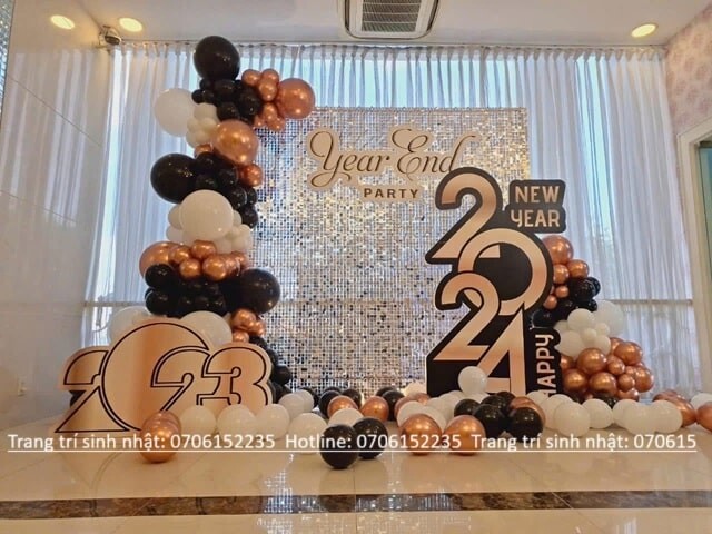 Trang Trí Tất Niên Ấn Tượng – Bí Quyết Cho Một Buổi Tiệc Cuối Năm Hoàn Hảo 48 Trang Trí Backdrop Year End Party đẹp Min