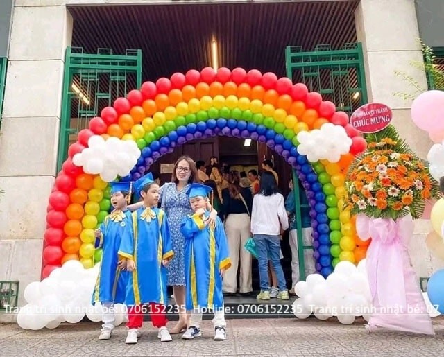 TRANG TRÍ CỔNG BONG BÓNG KHAI GIẢNG ĐẸP HCM 36 Trang Trí Backdrop Khai Giảng Trọn Gói Min