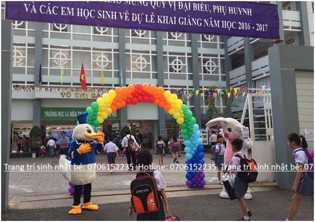 TRANG TRÍ CỔNG BONG BÓNG KHAI GIẢNG ĐẸP HCM 40 Trang Trí Cổng Bong Bóng Khai Giảng Tại Trường Tiểu Học Min