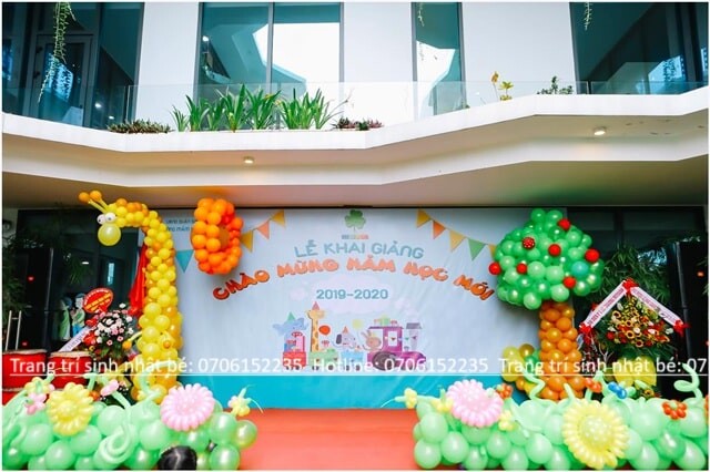 TRANG TRÍ CỔNG BONG BÓNG KHAI GIẢNG ĐẸP HCM 48 Trang Trí Sân Khấu Khai Giảng Min