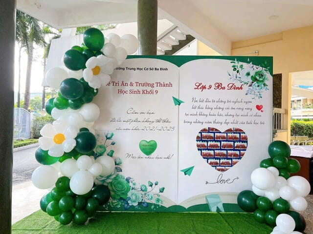 Trang Trí Tổng Kết Năm Học Chuyên Nghiệp Tại TP.HCM – Giải Pháp Trọn Gói Cho Trường Học, Mầm Non, Tiểu Học & Trung Tâm Tiếng Anh 28 Trang Trí Bong Bóng Backdrop Lễ Tổng Kết Năm Học