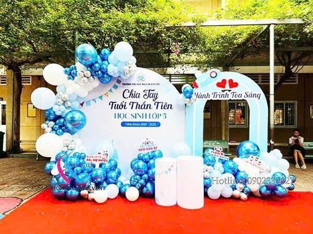 Trang Trí Tổng Kết Năm Học Chuyên Nghiệp Tại TP.HCM – Giải Pháp Trọn Gói Cho Trường Học, Mầm Non, Tiểu Học & Trung Tâm Tiếng Anh 24 Trang Trí Tổng Kết Năm Học Cho Học Sinh Lớp 5