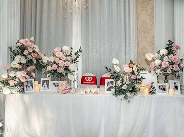 DỊCH VỤ TRANG TRÍ TIỆC BÁO HỶ TP.HCM ĐẸP – SANG TRỌNG – TRỌN GÓI TỪ A-Z 38 Trang Trí Bàn Gallery Tiệc Cưới