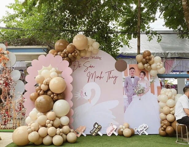 DỊCH VỤ TRANG TRÍ TIỆC BÁO HỶ TP.HCM ĐẸP – SANG TRỌNG – TRỌN GÓI TỪ A-Z 46 Trang Trí Lễ Báo Hỷ
